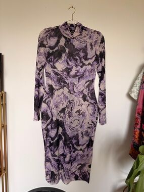 AFRM Long Sleeve Marble-Print Midi Dress in Lavender and Black